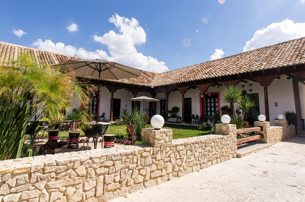 Hotel Casa Delina โกมิตัน เด โดมิงเกซ ภายนอก รูปภาพ